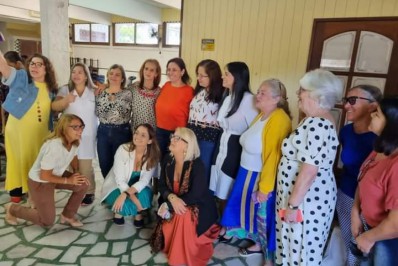 REAGE, MULHER! Força e coragem para recomeçar' é tema de evento realizado pelo Conselho de Defesa dos Direitos da Mulher