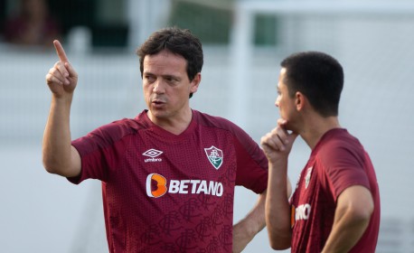 Diniz avalia que Fluminense 'conseguiu fazer um grande jogo' no empate com  Palmeiras - 08/05/2022 - UOL Esporte