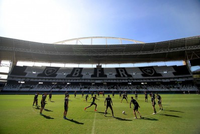 Botafogo acerta contratação de atacante ex-Cruzeiro