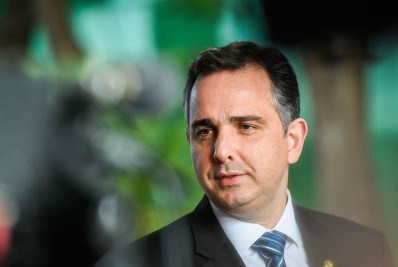 Pacheco assume Presidência pela primeira vez após viagem de Bolsonaro