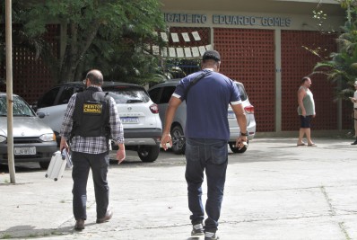 Secretário fala em 'caso isolado' e diz que escola agiu corretamente na contenção de ataque a faca feito por aluno