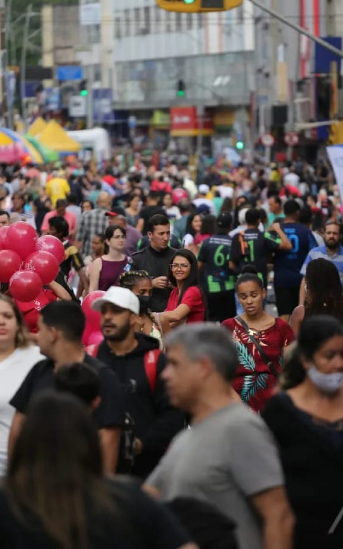 Primeira edi&ccedil;&atilde;o 2022 da &lsquo;Rua de Compras&rsquo; de Volta Redonda aconteceu neste s&aacute;bado, dia 07