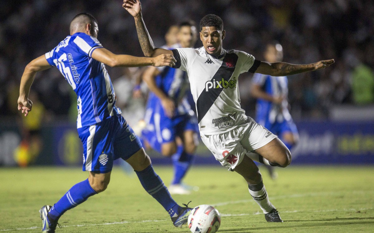 Partida entre Vasco da Gama x CSA pelo Campeonato Brasileiro B no Estadio Sao Januario em 7 de maio de 2022. Foto: Daniel RAMALHO/CRVG - Daniel RAMALHO/CRVG