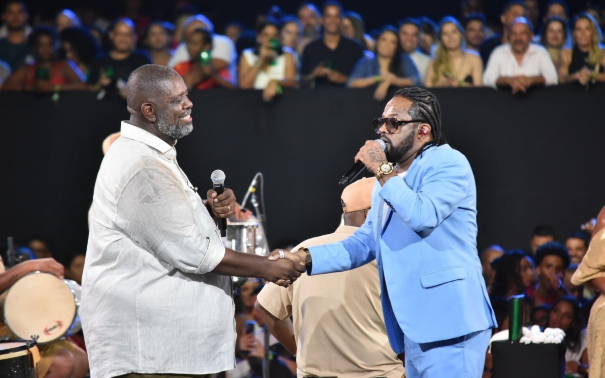 P&eacute;ricles e Xande de Pilares