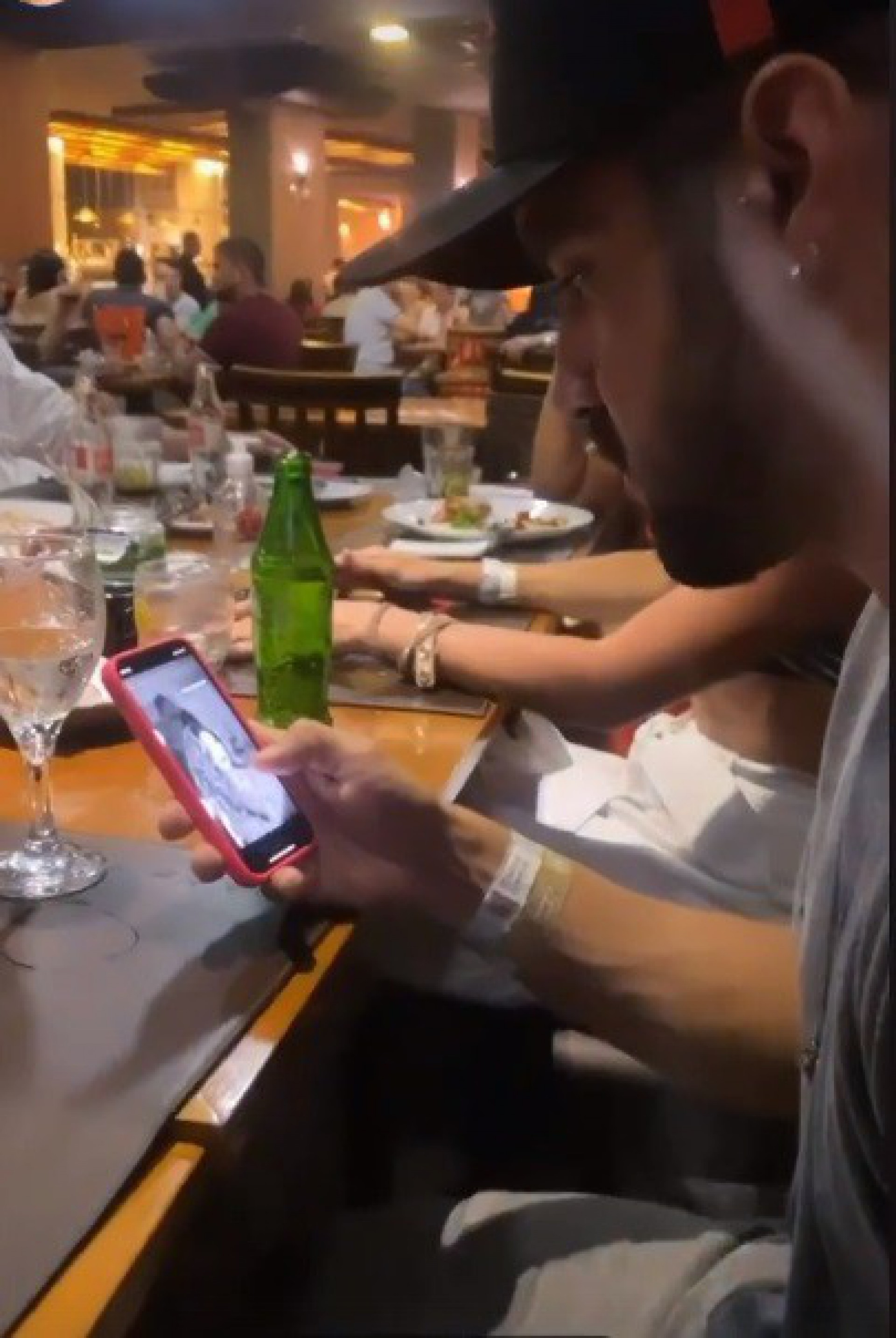 Caio Castro e a namorada, Daiane de Paula - reprodução do instagram