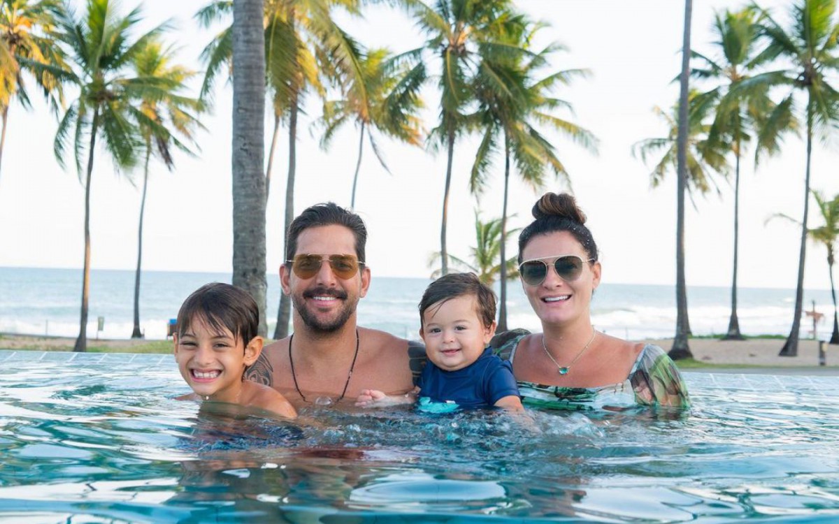 Pai de Vicente e Matteo, Felipe Pezzoni anuncia o nascimento do 3º filho com Rossana Agnoletto - Reprodução/Instagram