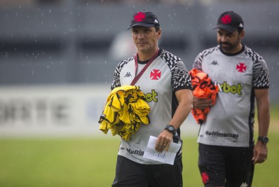 777 Partners já teria decidido pela saída de Zé Ricardo do comando do Vasco