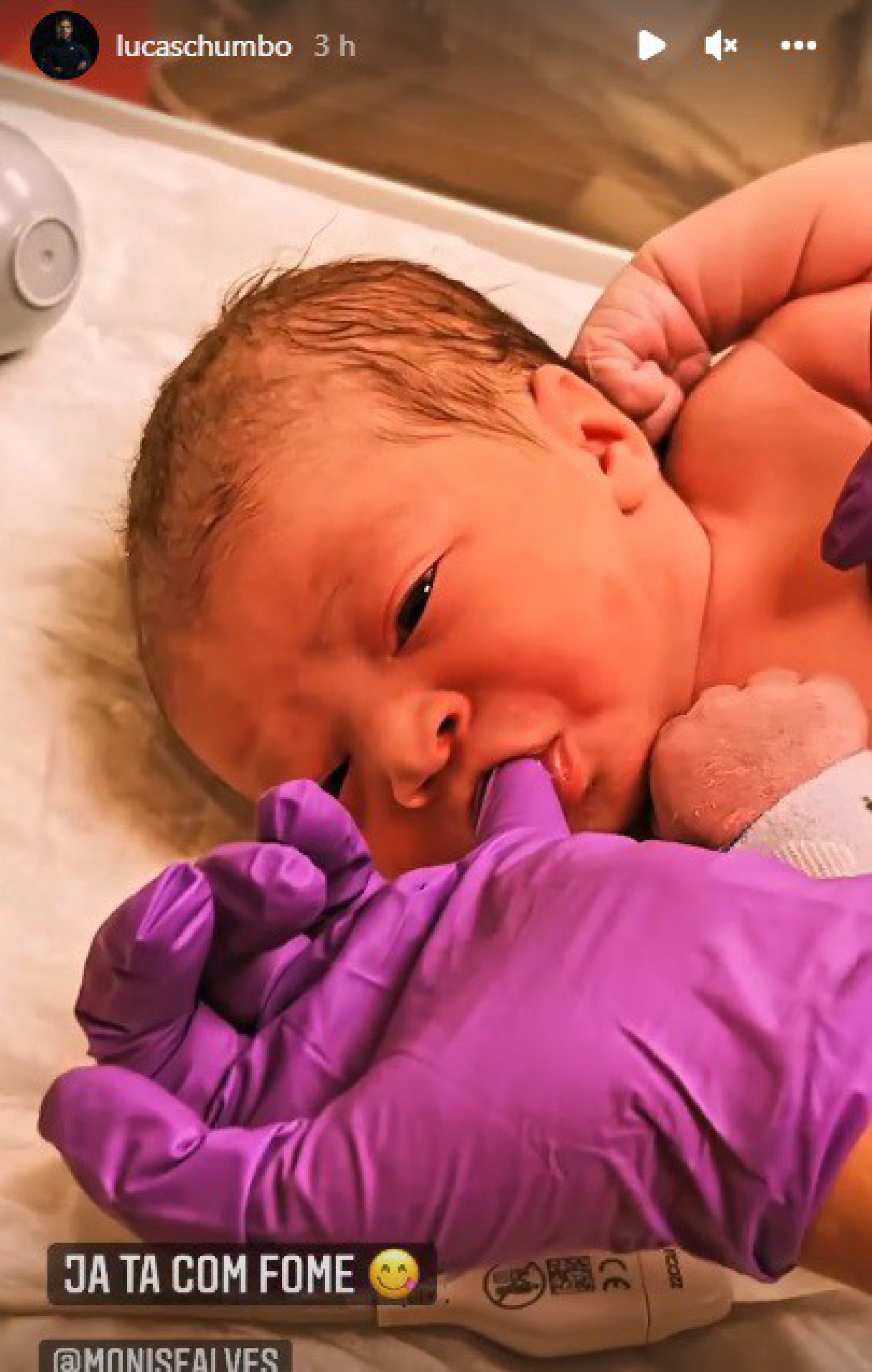 Lucas Chumbo anunciou o nascimento da filha - Reprodução/Instagram