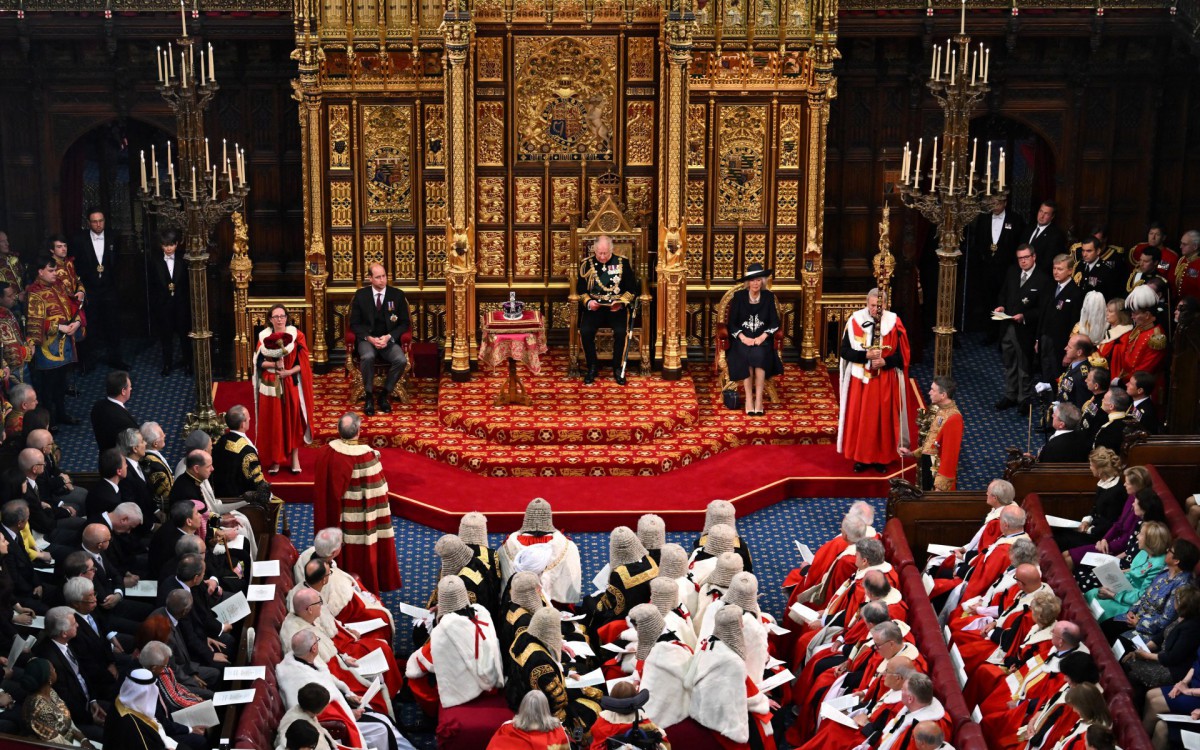 Príncipe Charles abre cerimônia no lugar da rainha Elizabeth II - AFP