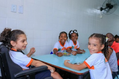 Nilópolis: Avaliação da merenda escolar pelos pais da rede municipal tem 98,6% de aprovação