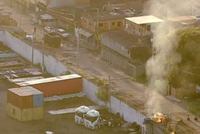 PM realiza operação contra quadrilha de roubo de veículos na comunidade Kelson's