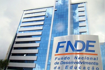 Comissão do Senado ouve depoimentos de diretores do FNDE sobre escândalos na pasta de Educação