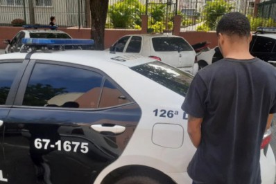 Polícia Civil de Cabo Frio prende elemento acusado de tráfico de drogas na capital