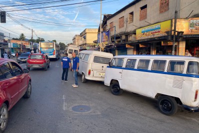 Detro e Polícia Civil realizam operação de combate ao transporte irregular em Nova Iguaçu