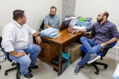 Equipe de Guapimirim vem a Teresópolis em busca de boas práticas para desburocratização de procedimentos administrativos