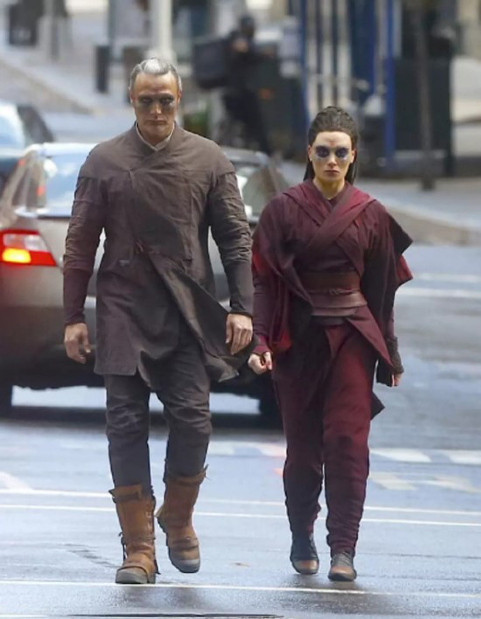 Zara Phythian em cena de Doutor Estranho  - Divulgação