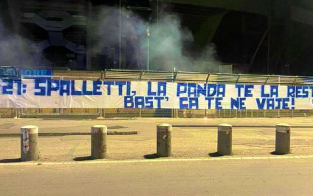 Torcida diz que s&oacute; devolver&aacute; carro de Luciano Spalletti se ele pedir demiss&atilde;o