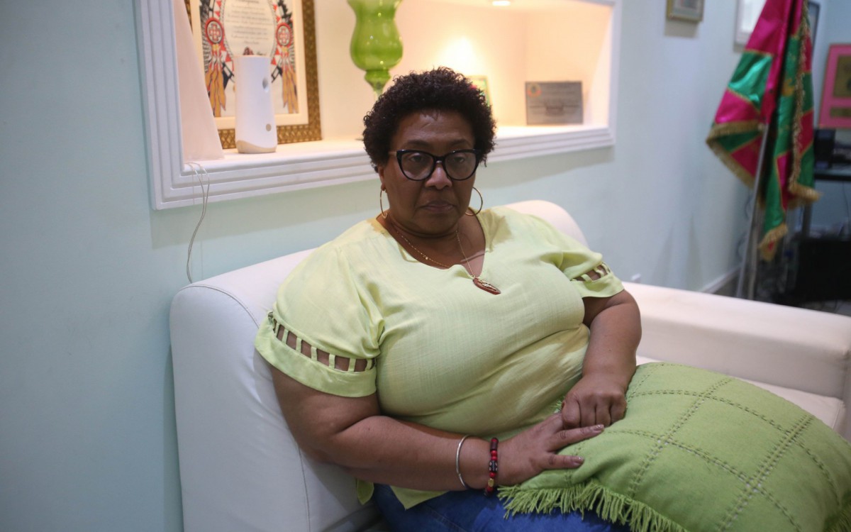 Rio,12/05/2022-GAMBOA, Cidade do Samba,barracao da  Mangueira,Nova Presidente e novos carnavalescos. Na foto. Guanayara Firmino, primeira presidente eleita na historia da Mangueira .Foto: Cleber Mendes/Ag&ecirc;ncia O Dia      