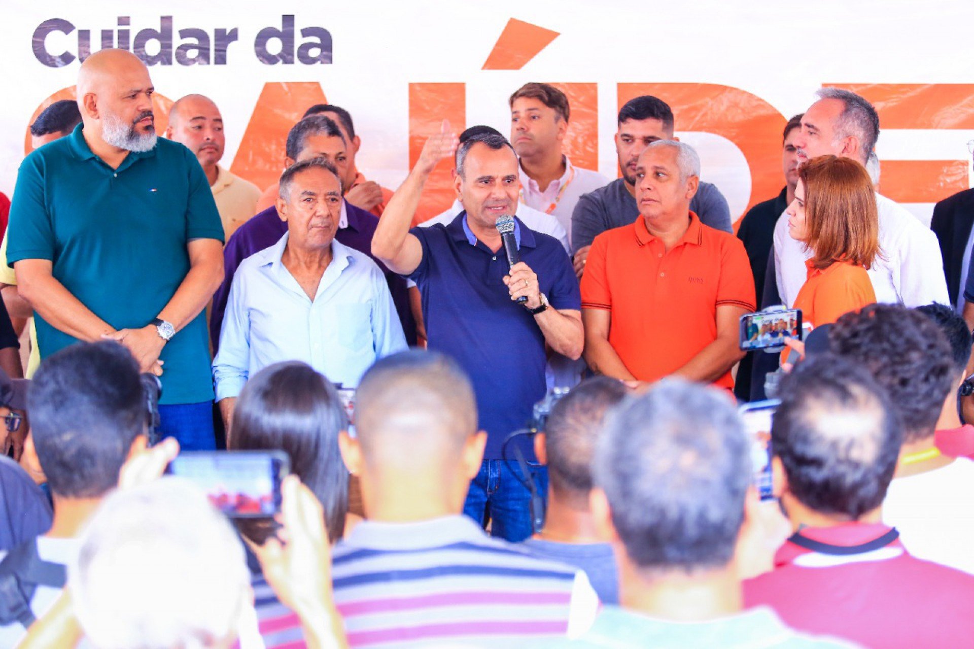 Prefeito Waguinho destacou que a descentralização da Saúde beneficia os moradores - Rafael Barreto / PMBR