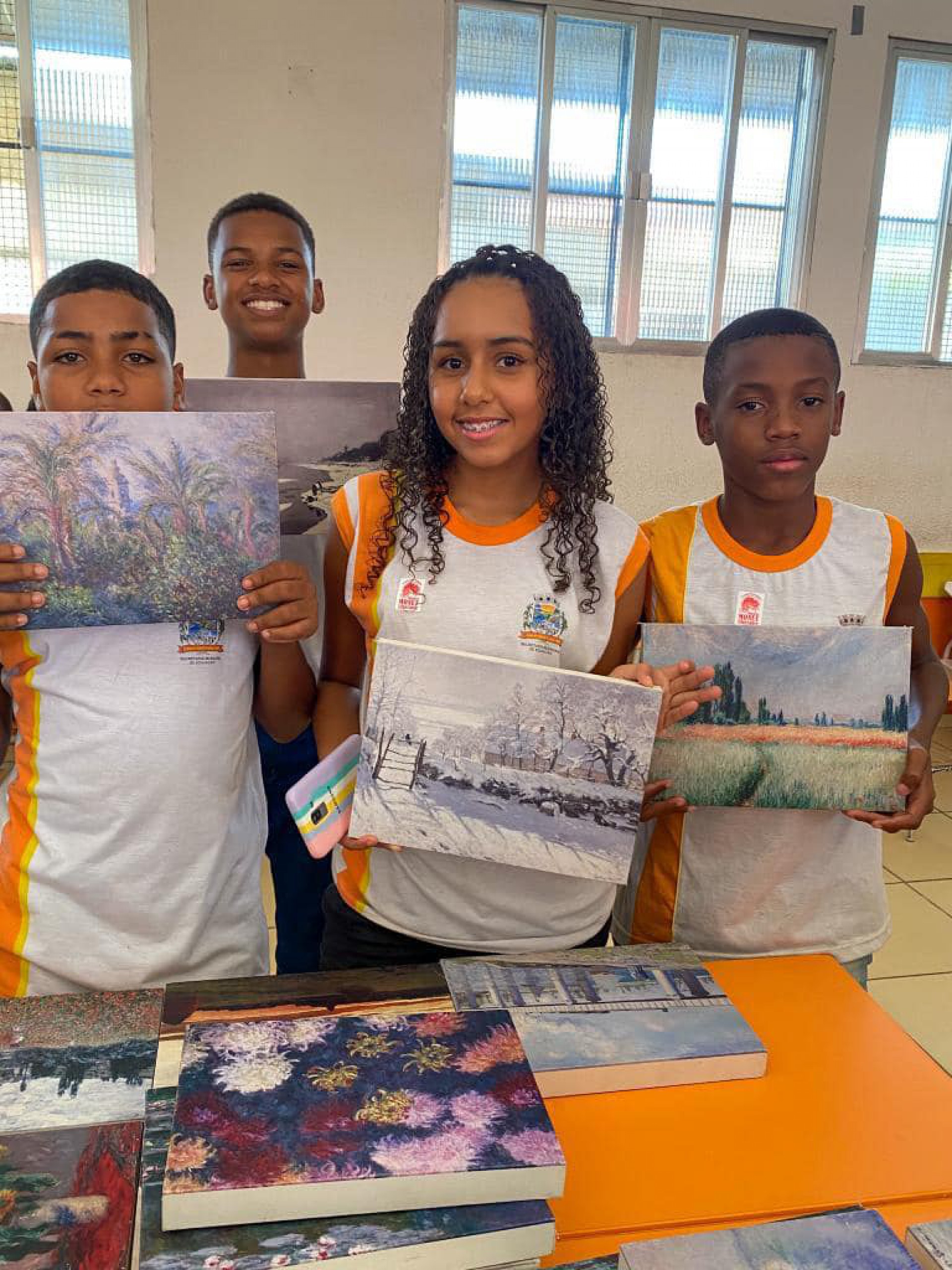 A exposi&ccedil;&atilde;o usa tecnologia para dar vida &agrave;s obras do artista, que j&aacute; s&atilde;o por si s&oacute;, famosas pela sensa&ccedil;&atilde;o de fluidez e movimento - Divulga&ccedil;&atilde;o / SEMED-BR