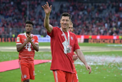 Após insucesso em negociações, Bayern admite negociar Robert Lewandowski