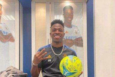 Proposta do Real Madrid agrada e Vinicius Jr deve renovar após a final da Liga dos Campeões