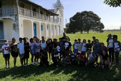 Alunos da rede municipal de Búzios desenvolvem atividades de campo na Fazenda Campos Novos