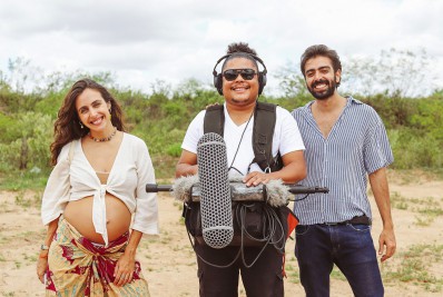 Preocupação do casal Giovana Nader e Gregório Duvivier gera podcast