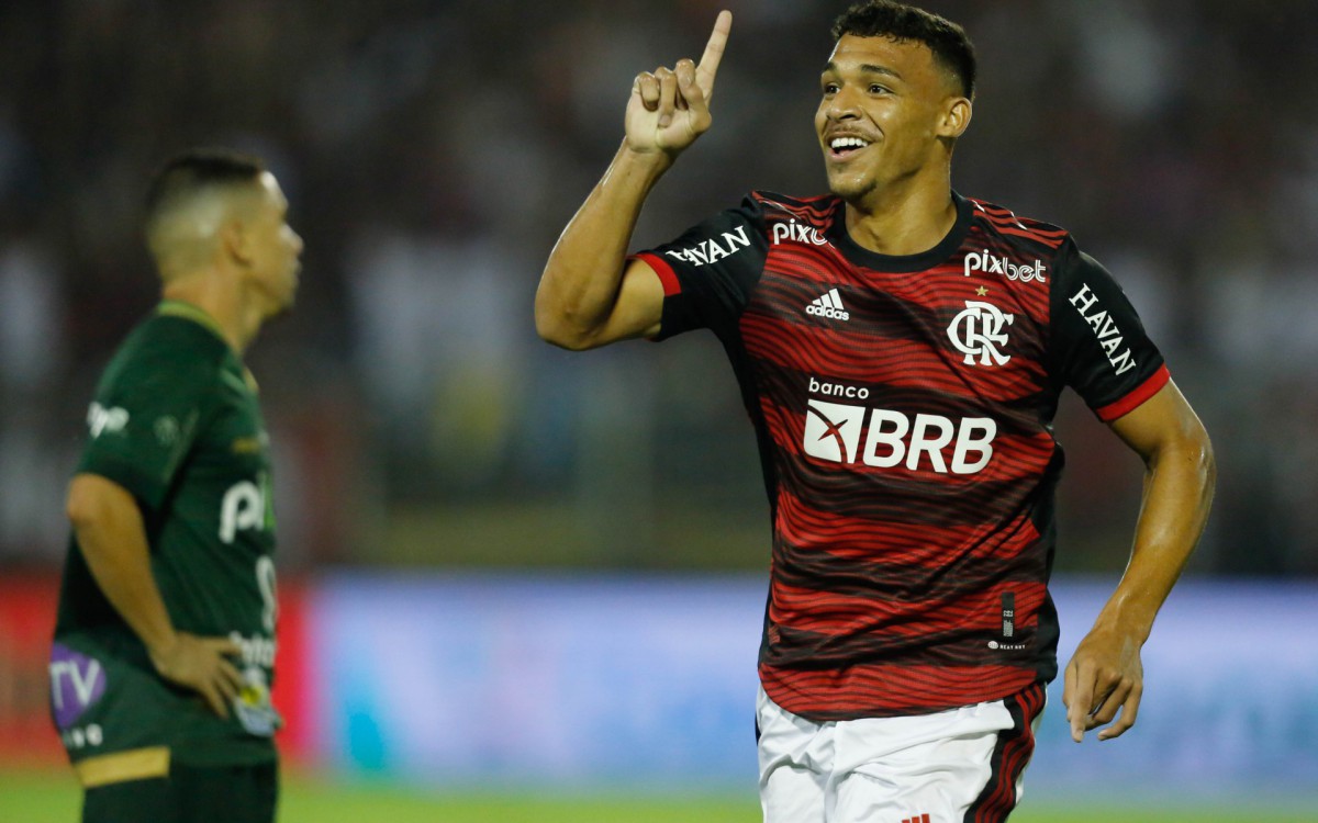 Victor Hugo tem feito ótimas partidas com o Manto Sagrado