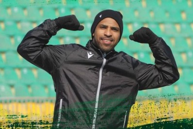 Jogador brasileiro entra em coma após contrair bactéria e tem estado de saúde crítico