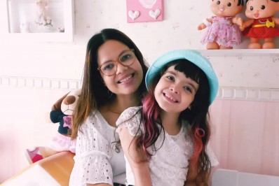 Jornalista lança livro infantil com e filha sobre racismo na escola