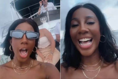 Em Noronha, Camilla de Lucas curte passeio de lancha com amigos