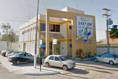 Homem é preso ao tentar matar mulher a facadas