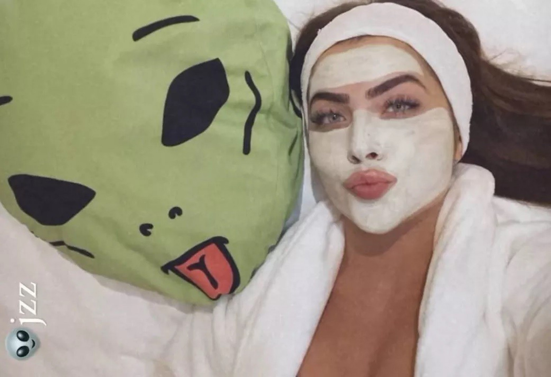 Jade Picon ignora perguntas sobre PA e mostra sua rotina de skincare - Reprodução / Instagram