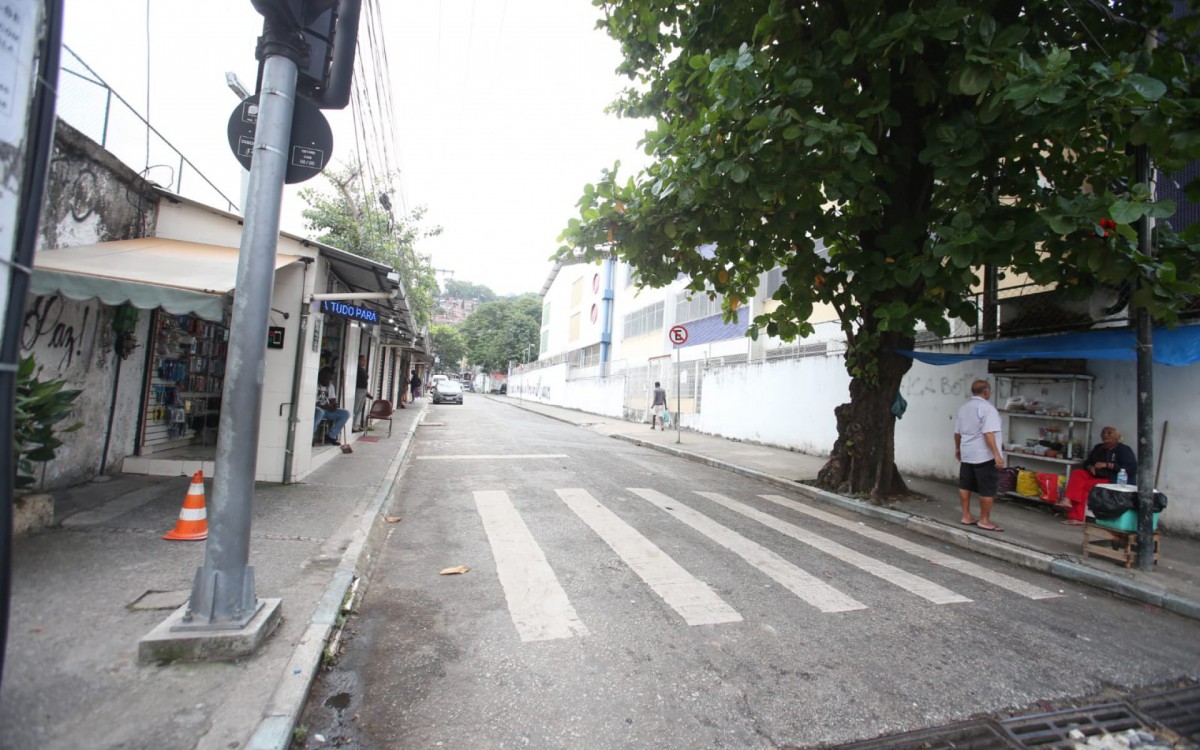 Entrada do Morro dos Macacos, em Vila Isabel