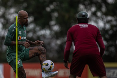 Fluminense trabalha pelo retorno de Ganso e Felipe Melo em duelo decisivo pela Sul-Americana