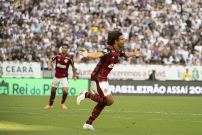 Flamengo sofre gol no fim e fica no empate com o Ceará