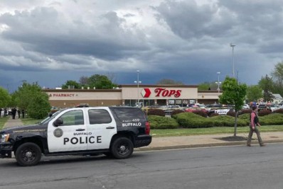 EUA homenageiam vítimas de ataque racista em supermercado