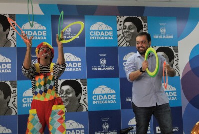 Cláudio Castro inaugura equipamentos públicos no Jacarezinho