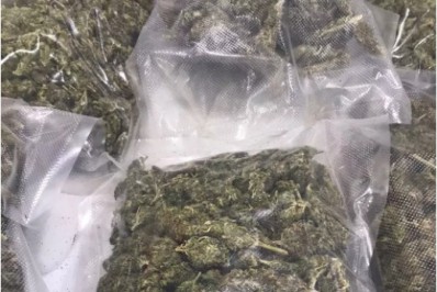 Brasileiros são presos acusados de transportar drogas para traficantes internacionais