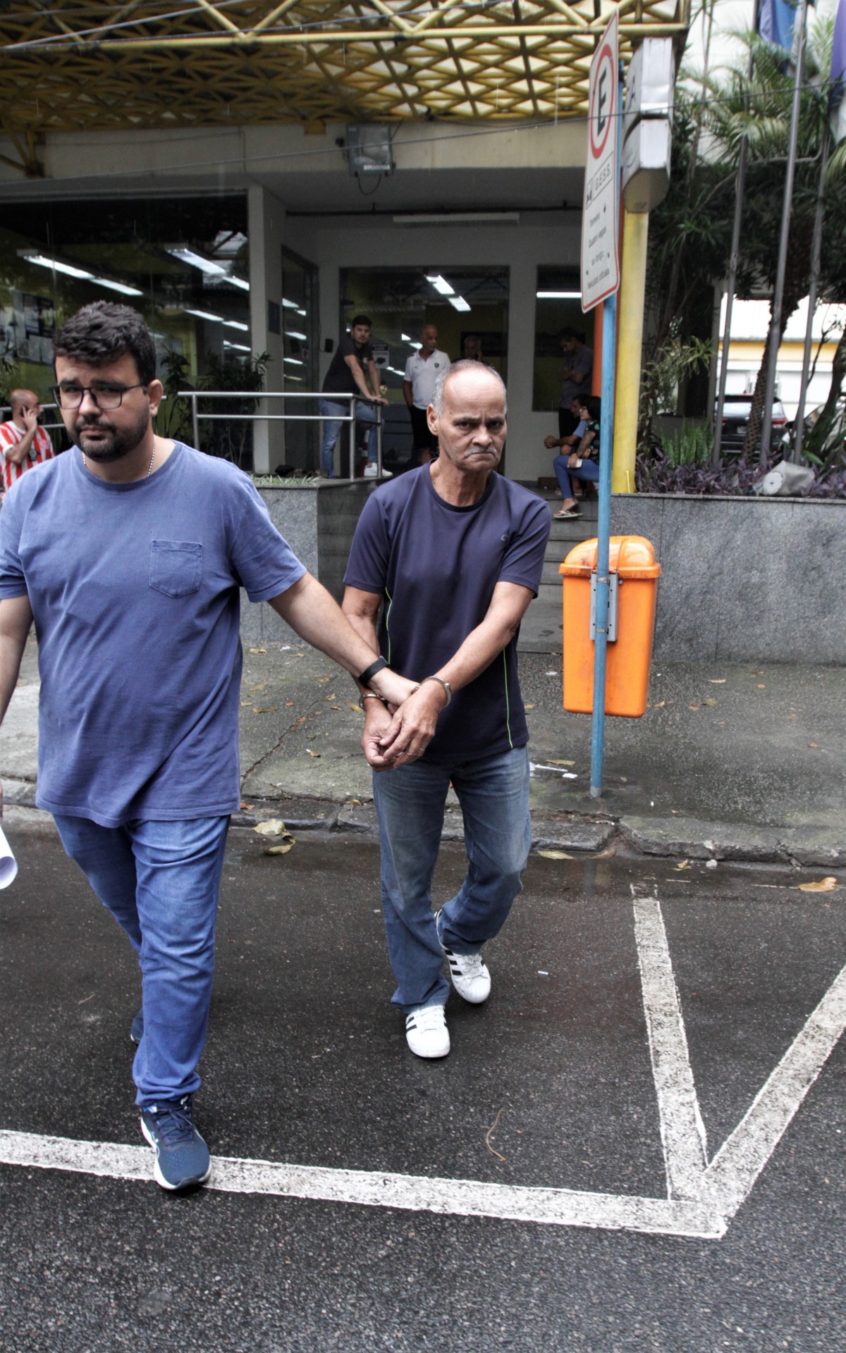 Militares da Marinha acusados de assassinar Policial Civil, neste Domingo (15).