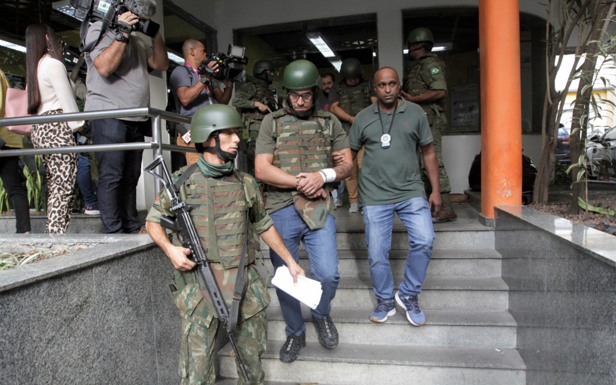 Militares da Marinha acusados de assassinar Policial Civil, neste Domingo (15). - Marcos Porto/Agencia O Dia