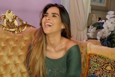 Após separação, Wanessa Camargo surge sorridente e agradece carinho dos fãs