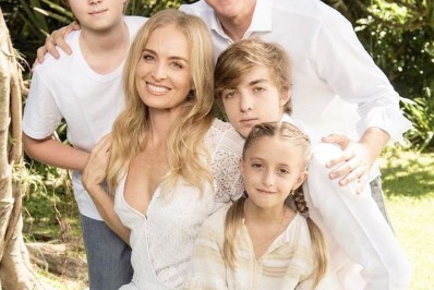 Domingão em família! Luciano Huck posta foto com Angélica e os filhos: 'Base de tudo'