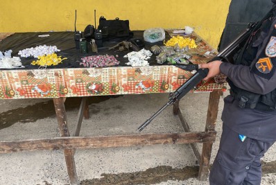 Dois homens são presos após troca de tiros em Nova Iguaçu