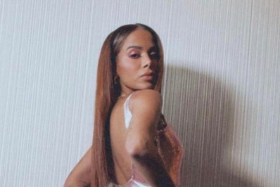 Anitta escolhe look poderoso para o tapete vermelho do Billboard Music Awards 2022