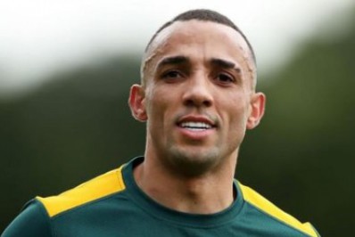 Técnico do Wolverhampton confirma saída de Marçal, alvo do Botafogo