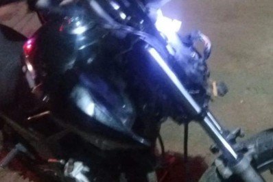 Guarda Municipal de São Pedro da Aldeia apreende moto abandonada