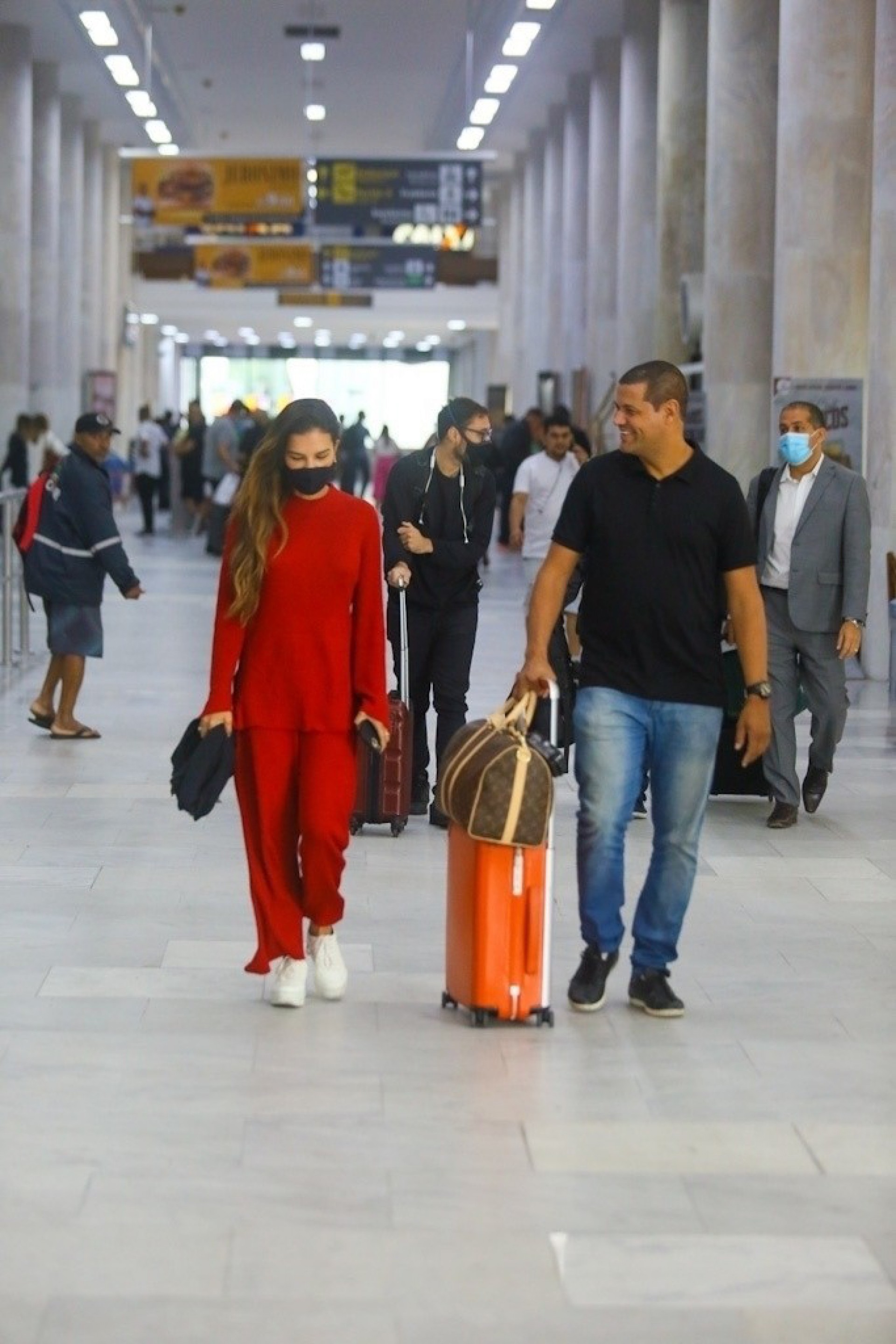 Mariana Rios desembarca em aeroporto do Rio de Janeiro poucos dias após ser contratada como apresentadora do 'Ilha Record' - Vitor Pereira / Ag. News