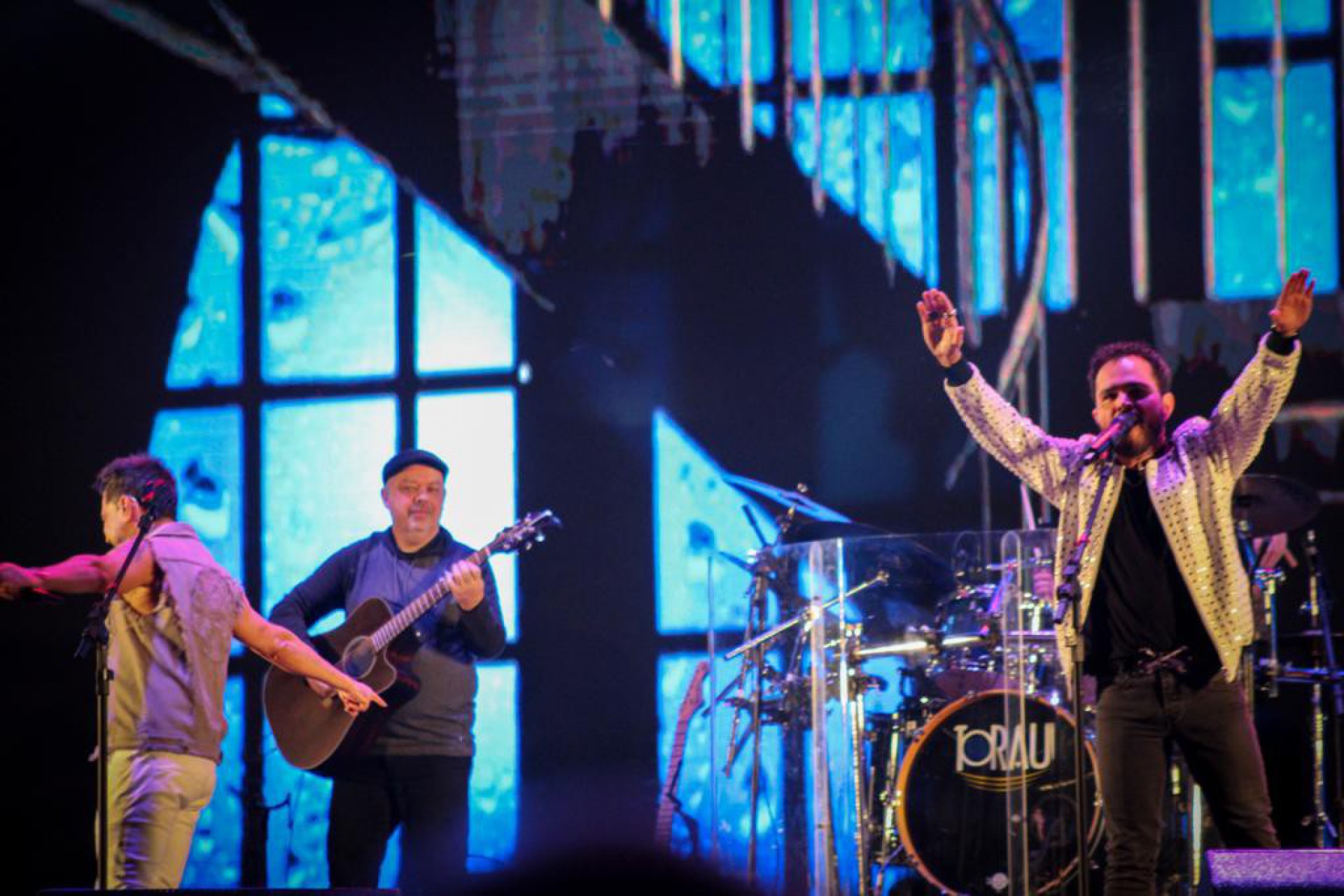 Zezé Di Camargo na turnê '50+30' em Curitiba, no último sábado - Augusto Tortato / Divulgação